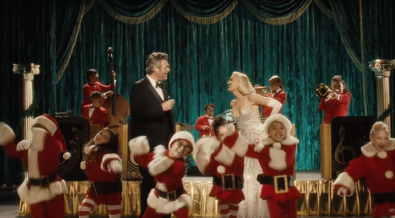 Illustration for article titled This Year's Christmas Ham Is Gwen Stefani and Blake Shelton